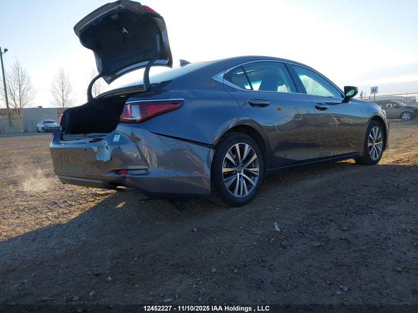 58ABZ1B15MU105338 2021 LEXUS ES photo no. 4