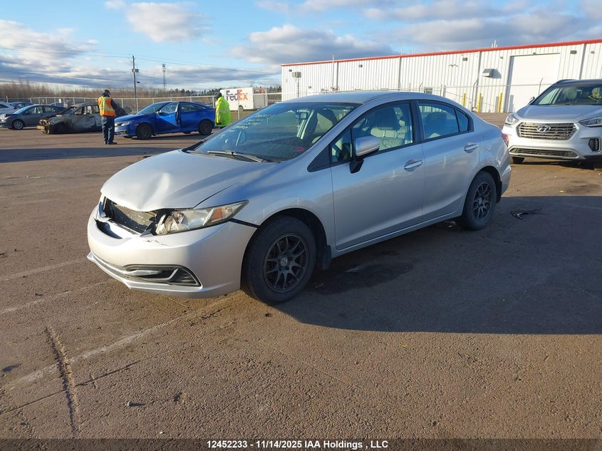 2HGFB2F43EH043195 2014 HONDA CIVIC photo no. 2