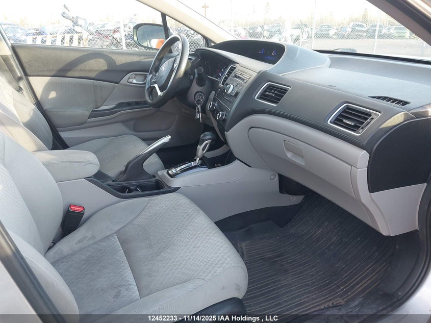2HGFB2F43EH043195 2014 HONDA CIVIC photo no. 5