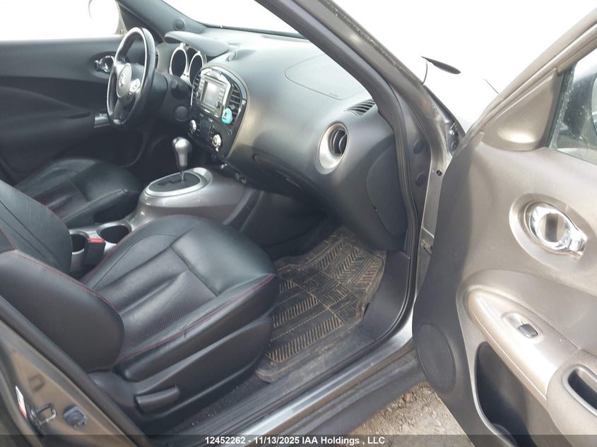 JN8AF5MV5CT106392 2012 NISSAN JUKE photo no. 5