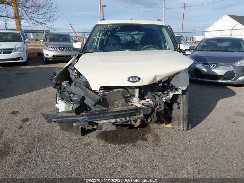 KNDJT2A65D7492046 2013 KIA SOUL photo no. 12