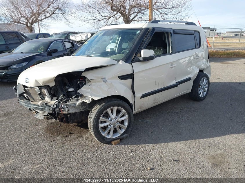 KNDJT2A65D7492046 2013 KIA SOUL photo no. 2