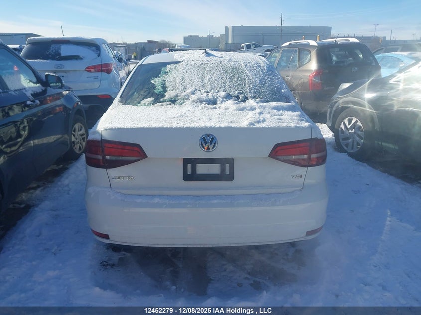 3VWD07AJ2GM323925 2016 VOLKSWAGEN JETTA photo no. 17