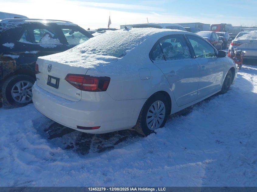 3VWD07AJ2GM323925 2016 VOLKSWAGEN JETTA photo no. 4