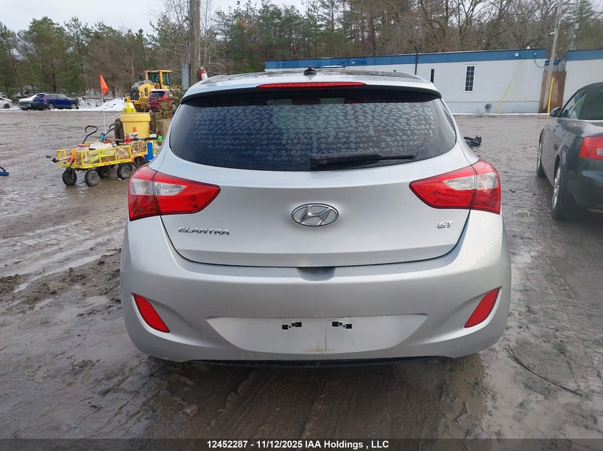KMHD35LH5HU356502 2017 HYUNDAI ELANTRA photo no. 17