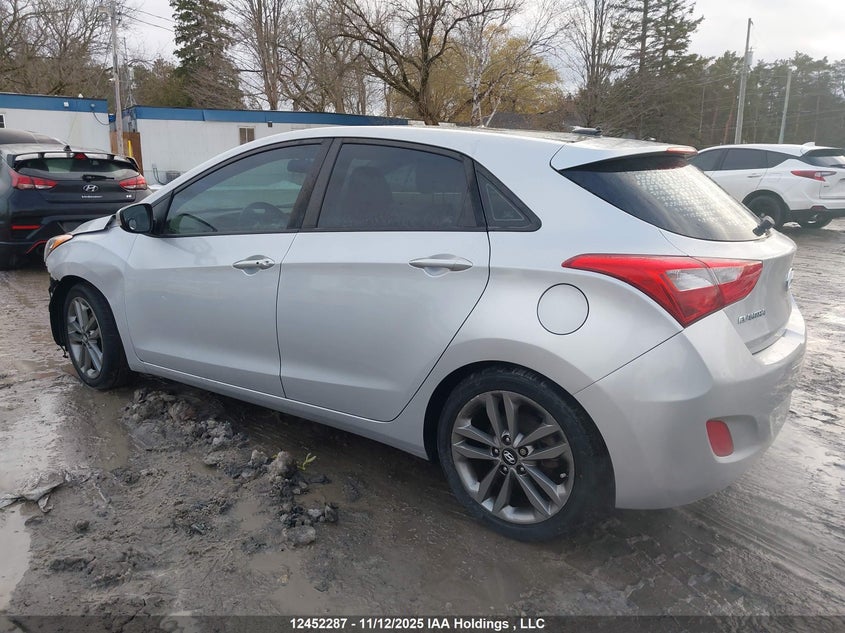 KMHD35LH5HU356502 2017 HYUNDAI ELANTRA photo no. 3