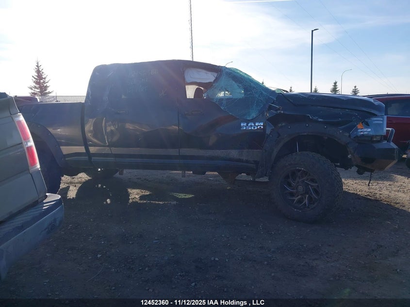 3C63R3ML1FG644725 2015 RAM 3500 photo no. 14
