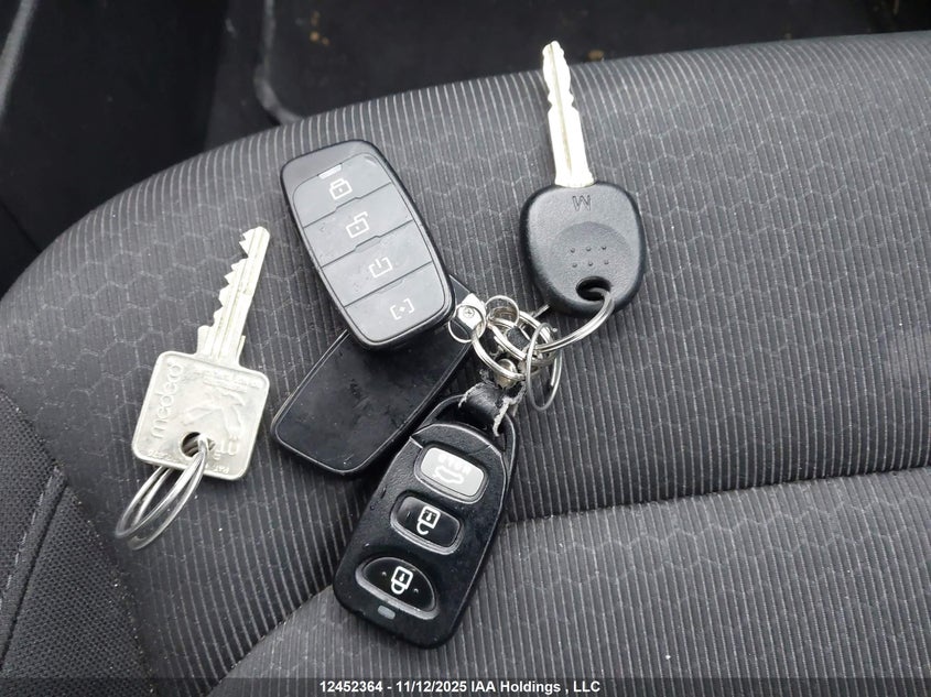 KMHD84LF5JU641510 2018 HYUNDAI ELANTRA photo no. 11