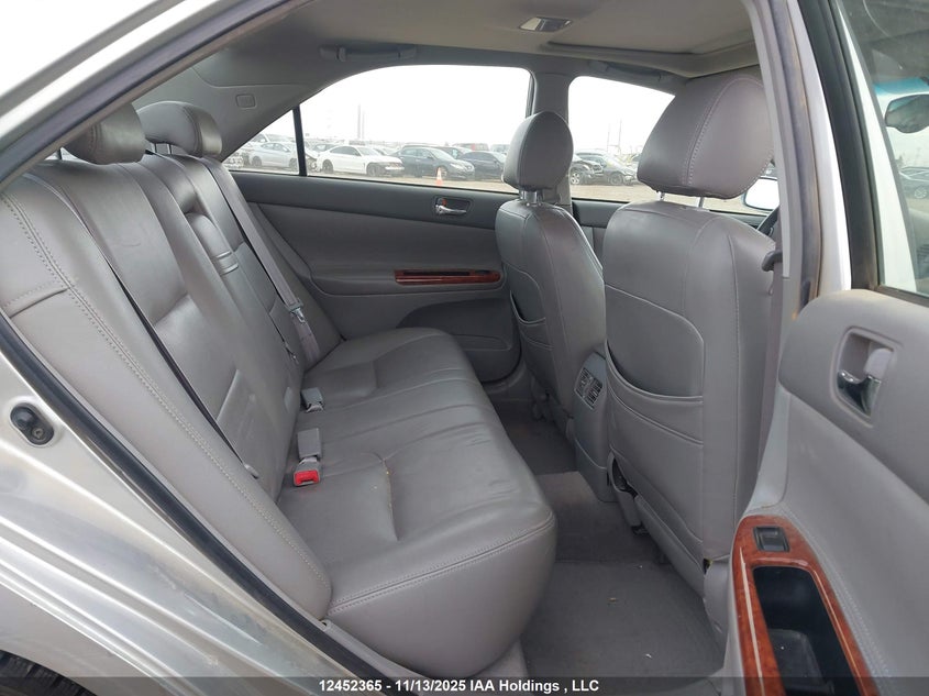 2002 Toyota Camry Le/Xle VIN: JTDBE30K520020115 Lot: 12452365