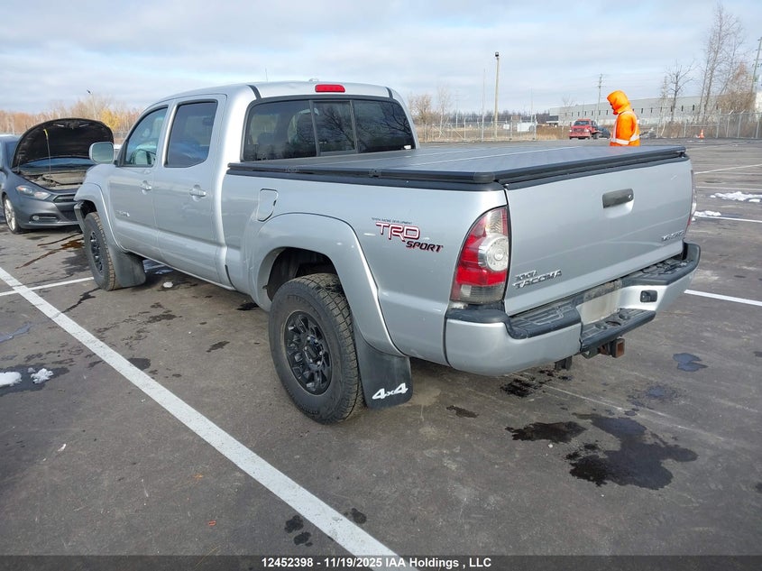 5TEMU4FN2AZ684468 2010 TOYOTA TACOMA photo no. 3