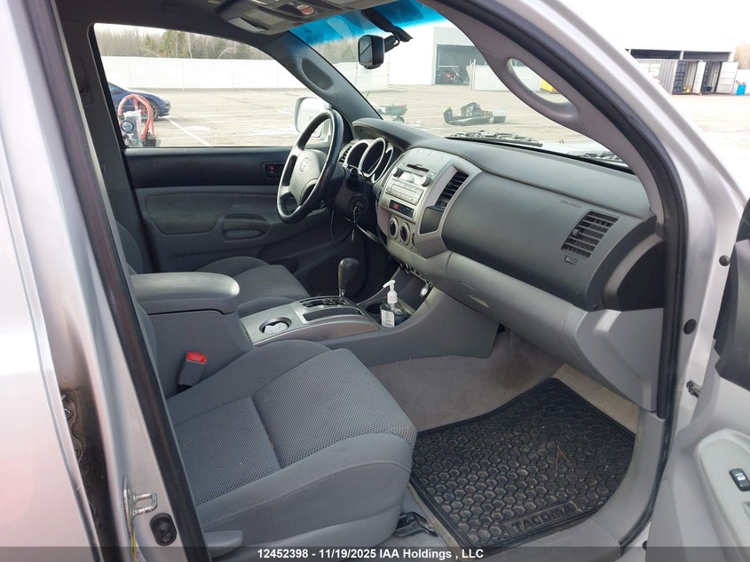5TEMU4FN2AZ684468 2010 TOYOTA TACOMA photo no. 5