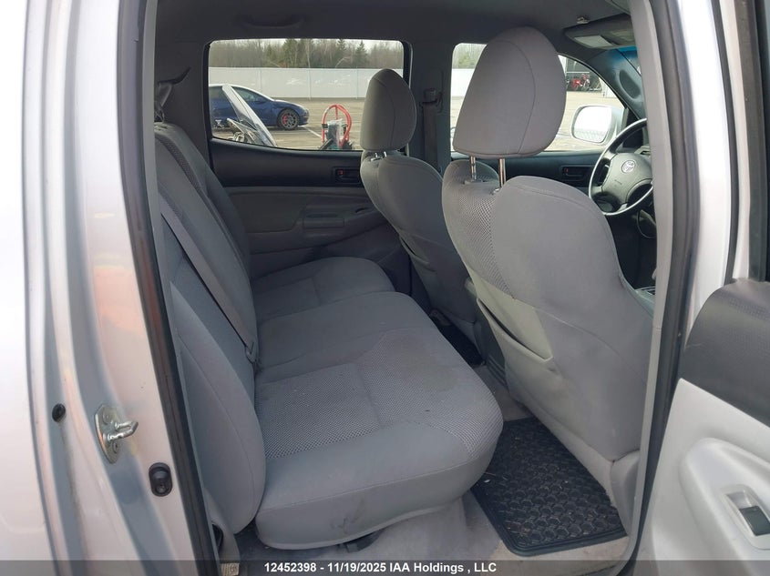 5TEMU4FN2AZ684468 2010 TOYOTA TACOMA photo no. 8