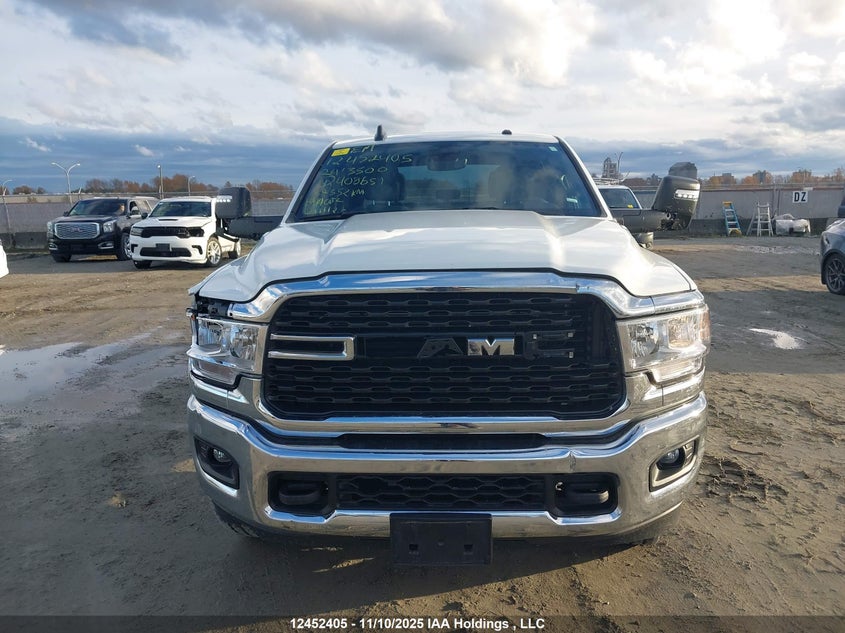 3C63R3DL7RG408651 2024 RAM 3500 photo no. 12