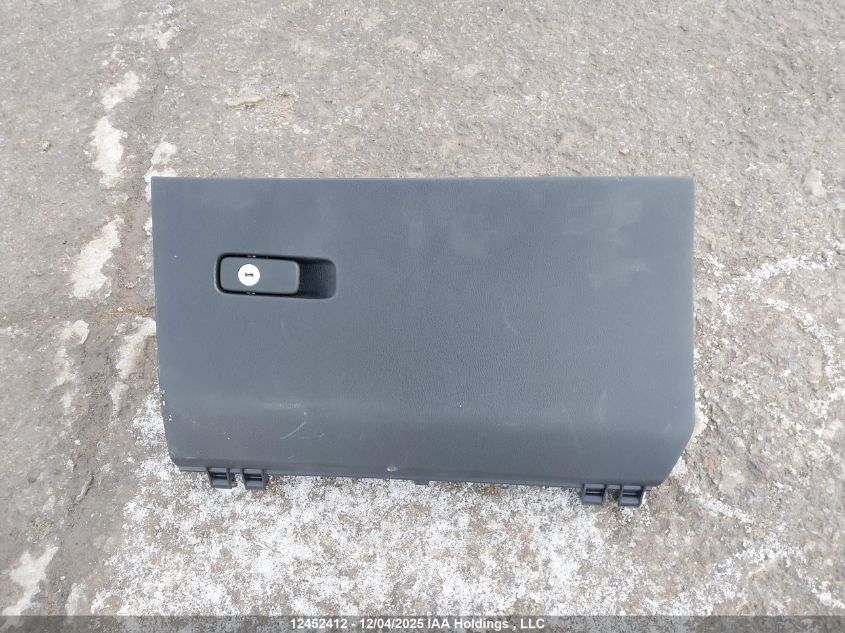 2024 Toyota Grand Highlander Xle/Limited/Platinum VIN: 5TDAAAB52RS011527 Lot: 12452412