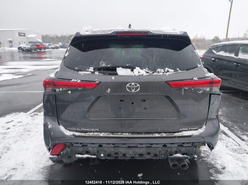 5TDLZRBH6MS140860 2021 TOYOTA HIGHLANDER photo no. 16