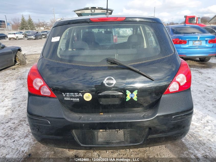 2009 Nissan Versa 1.8S VIN: 3N1BC13E49L445423 Lot: 12452460