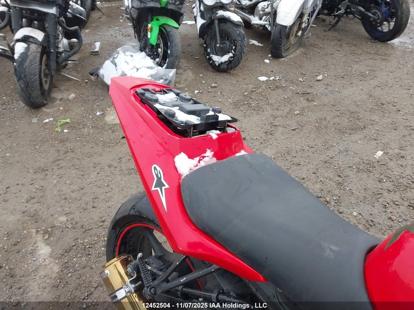 JYARJ06N45A002516 2005 YAMAHA YZF photo no. 8