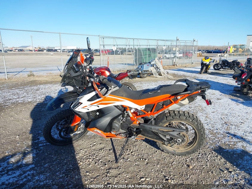 VBKTR3403LM775628 2020 KTM 790 ADVENTURE photo no. 13
