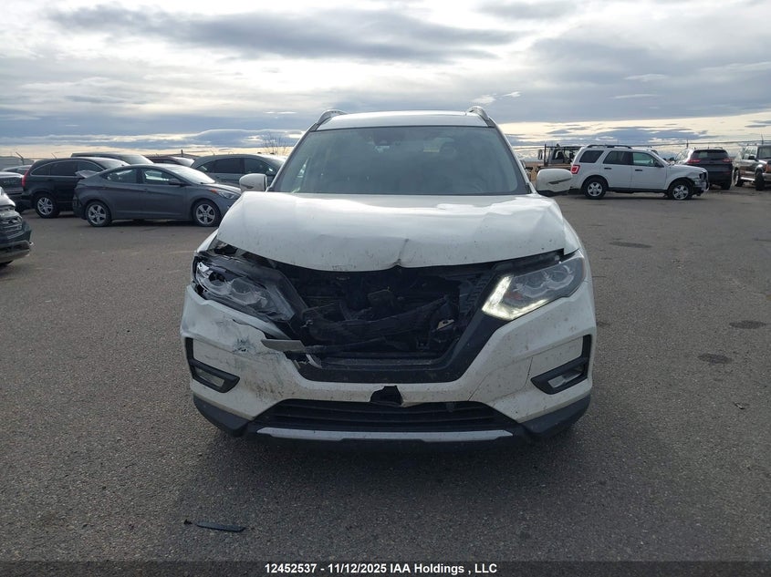 5N1AT2MV3LC705757 2020 NISSAN ROGUE photo no. 12