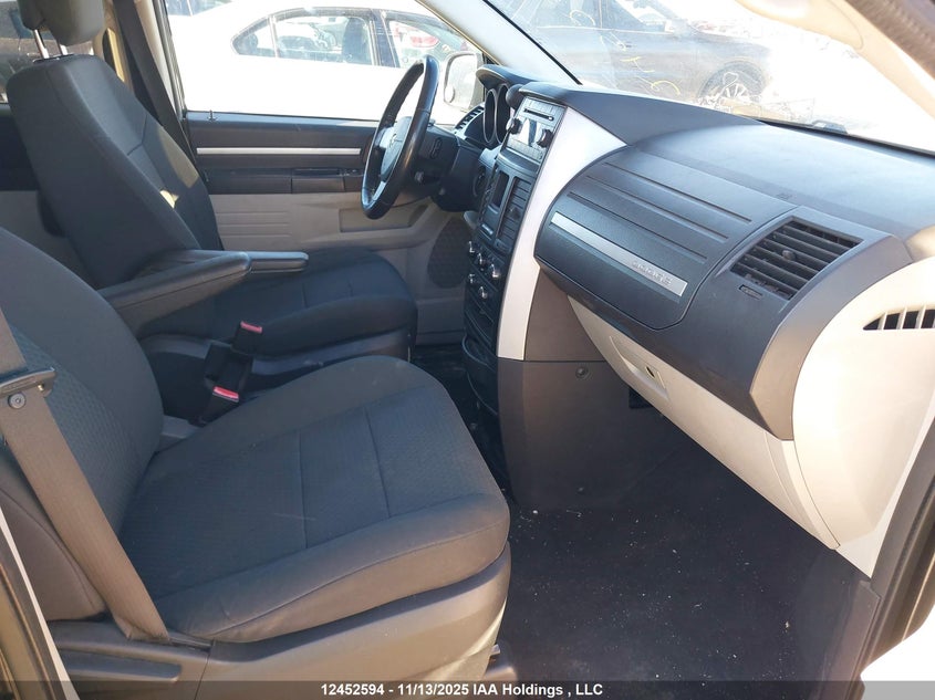 2D4RN4DE5AR473313 2010 DODGE CARAVAN photo no. 5