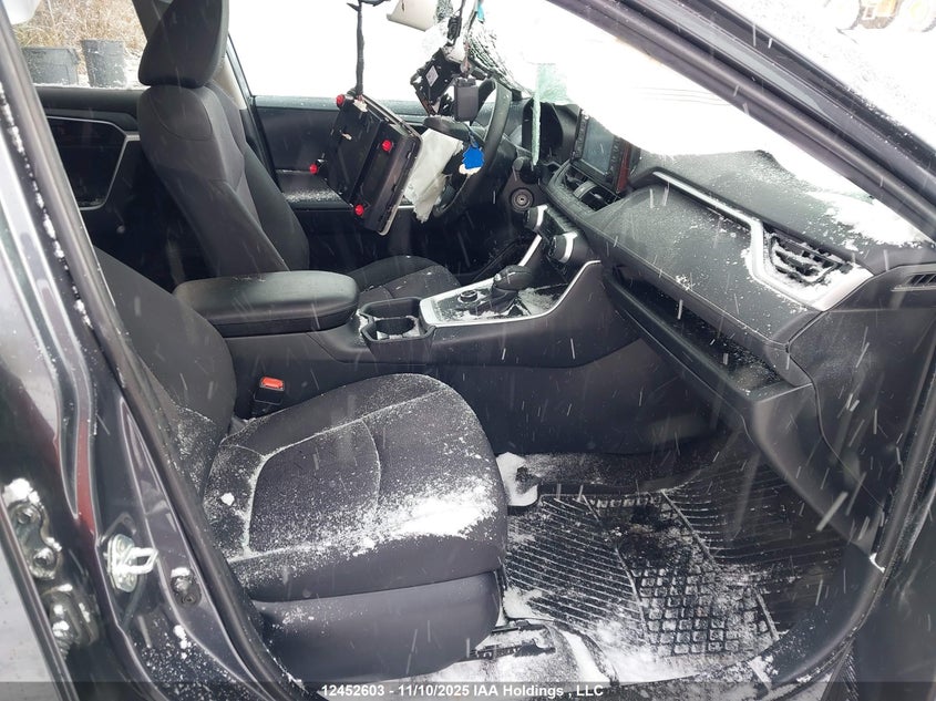 2T3BWRFV4KW018885 2019 TOYOTA RAV 4 photo no. 5