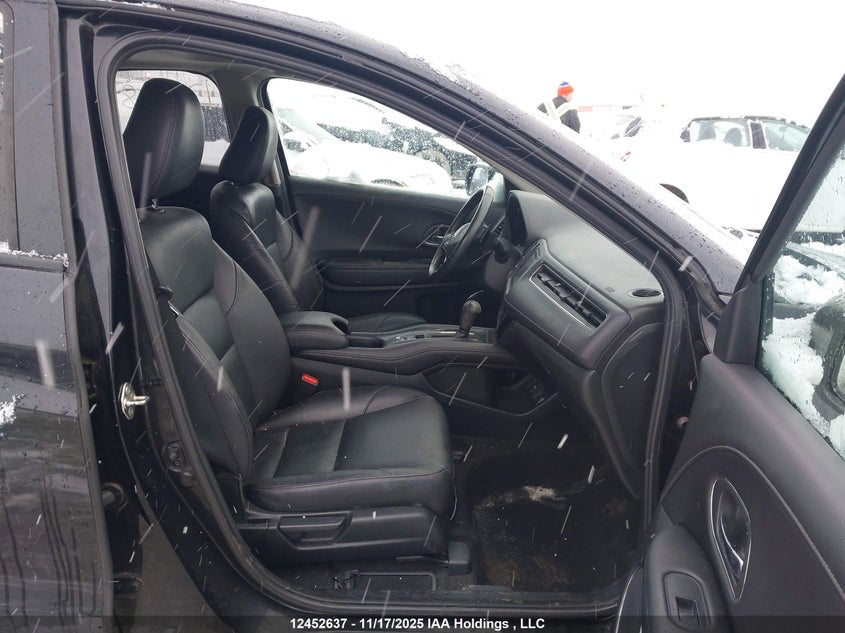 3CZRU6H79HM107521 2017 HONDA HR-V photo no. 5