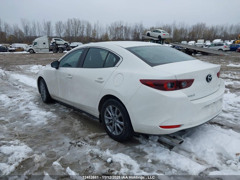 JM1BPACM8S1791125 2025 MAZDA 3 photo no. 3