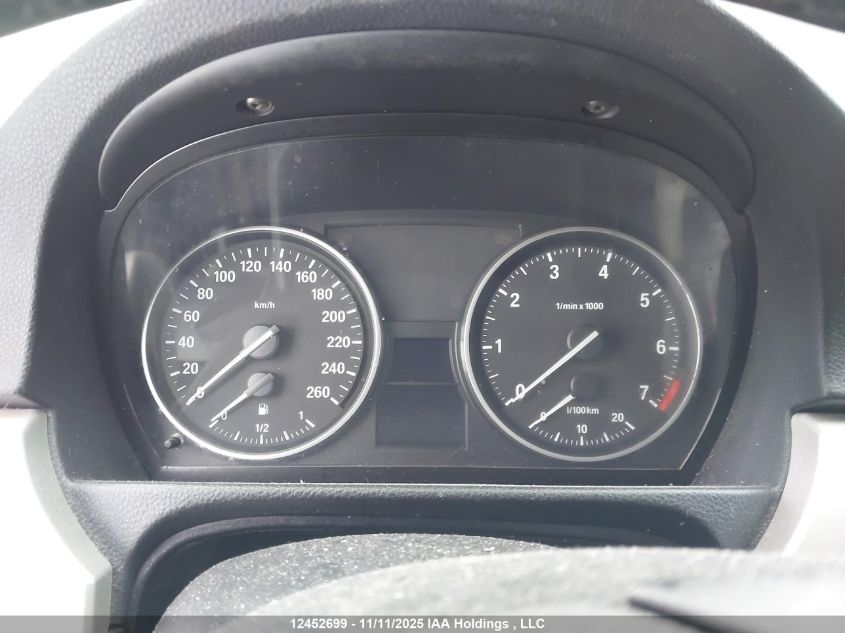 2009 BMW 323 I VIN: WBAPG73559A401025 Lot: 12452699