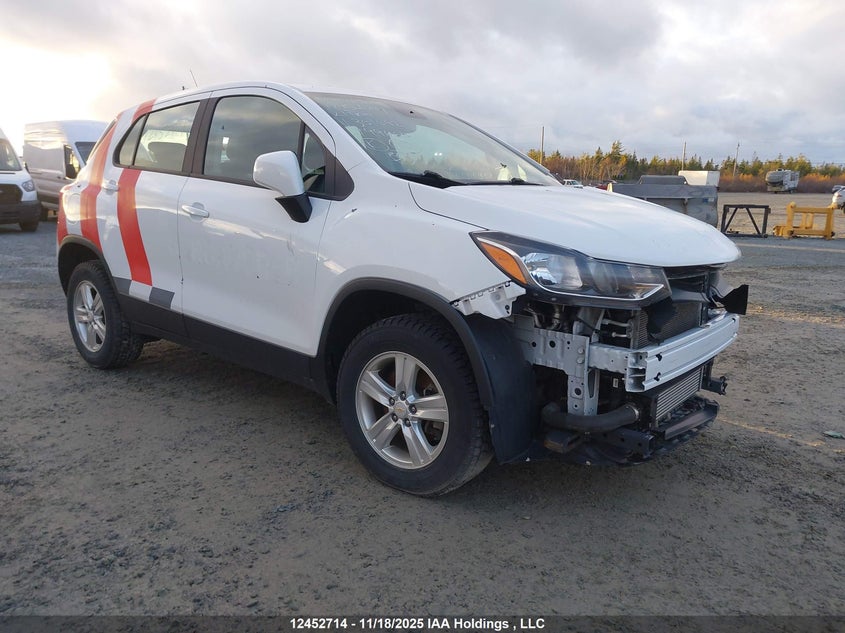 KL7CJNSB6MB301692 2021 Chevrolet Trax Ls auction photo 1