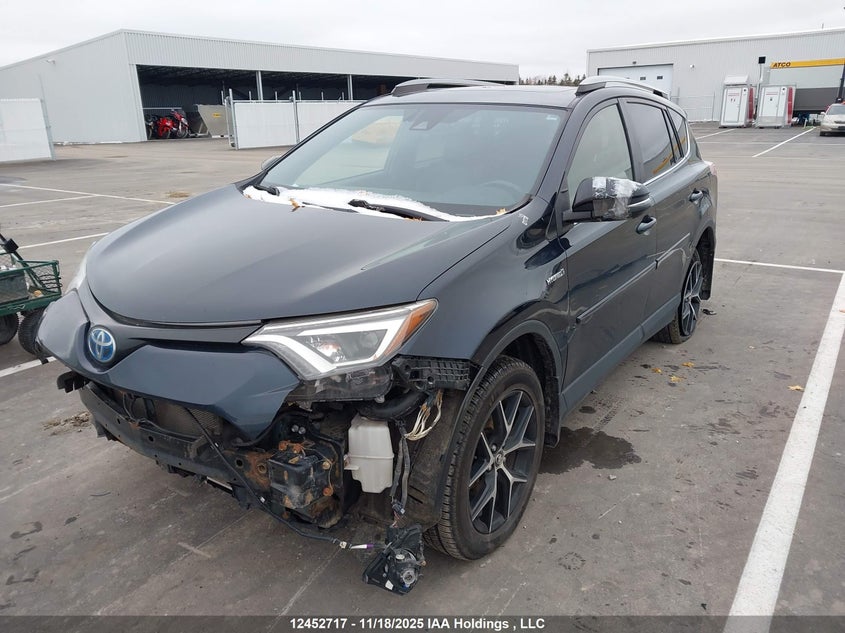 JTMJJREV2JD247492 2018 TOYOTA  photo no. 2