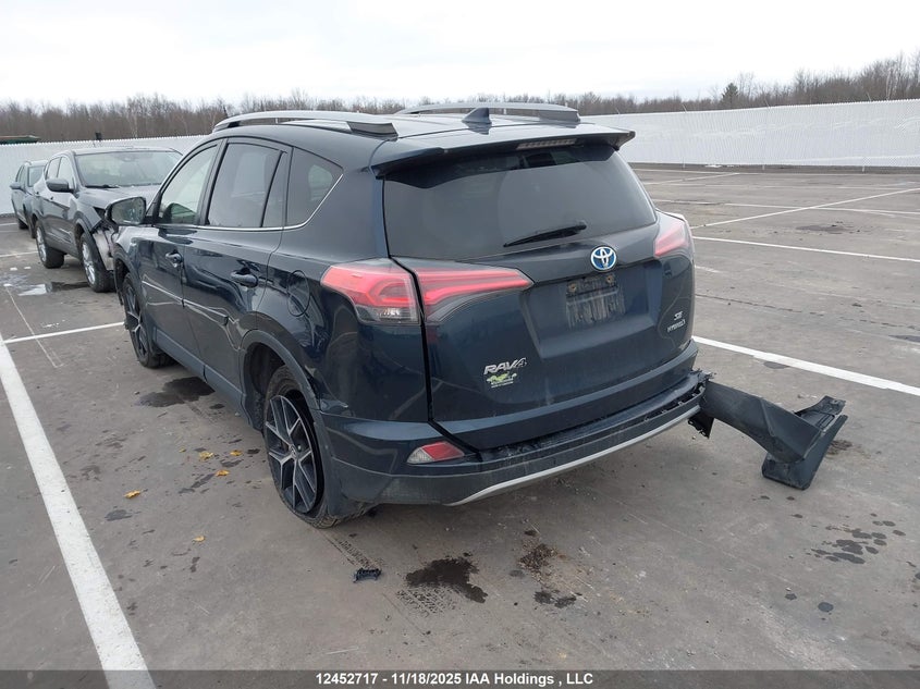 JTMJJREV2JD247492 2018 TOYOTA  photo no. 3