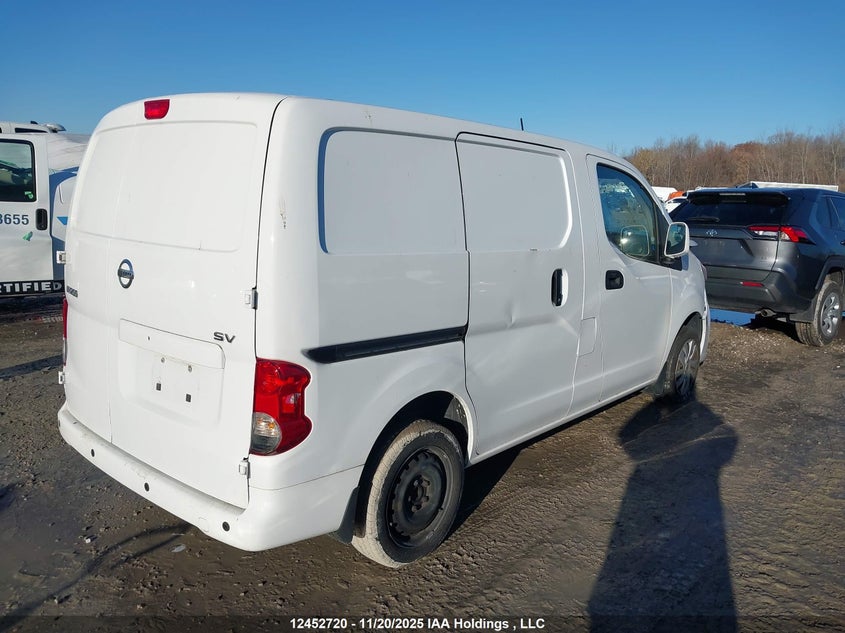 3N6CM0KN1MK697460 2021 NISSAN NV200 photo no. 4