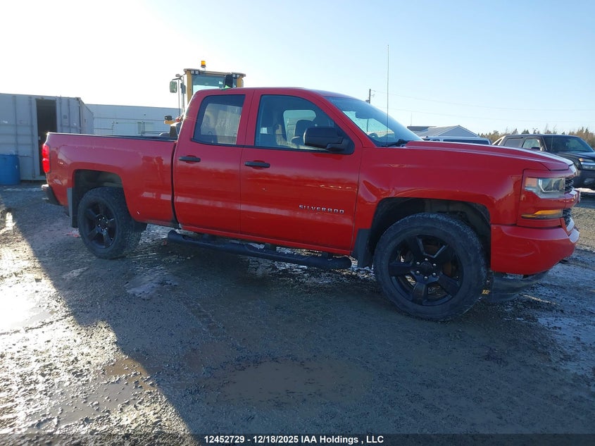 1GCVKPEC9JZ229639 2018 CHEVROLET SILVERADO photo no. 19