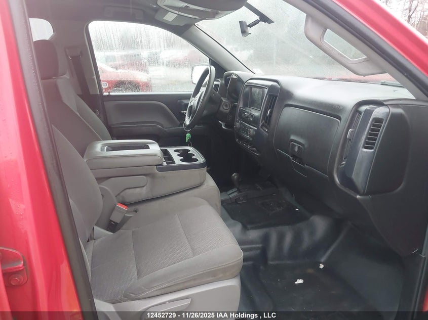 1GCVKPEC9JZ229639 2018 CHEVROLET SILVERADO photo no. 5
