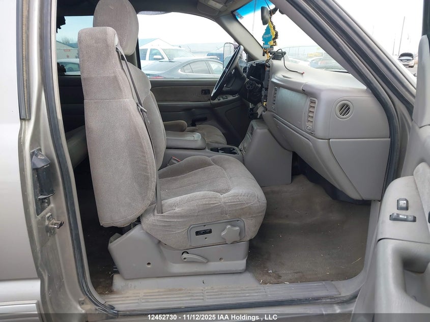 1GCEK19T9YE114810 2000 CHEVROLET SILVERADO photo no. 5