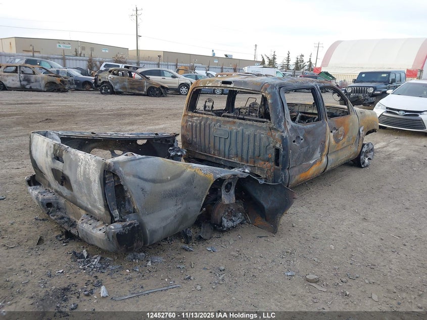 5TFMU4FN5EX021425 2014 TOYOTA TACOMA photo no. 4
