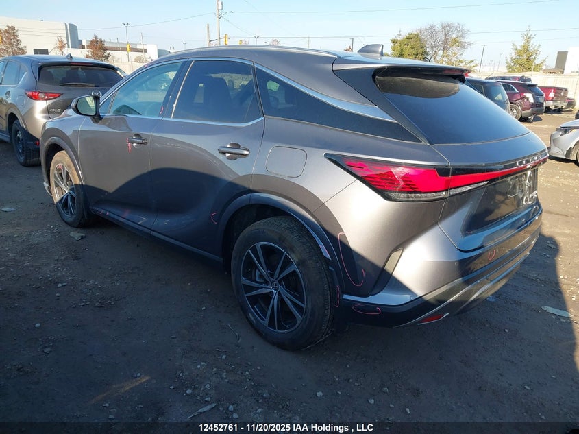 2T2BAMCA4PC002721 2023 LEXUS RX photo no. 3