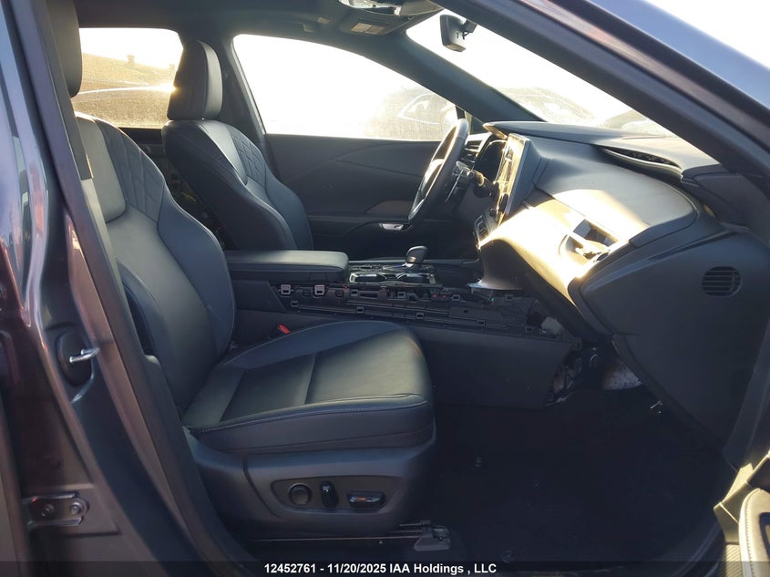 2T2BAMCA4PC002721 2023 LEXUS RX photo no. 5