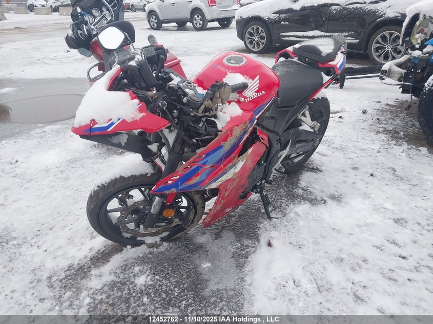 MLHPC706XS5100175 2025 HONDA CBR photo no. 2