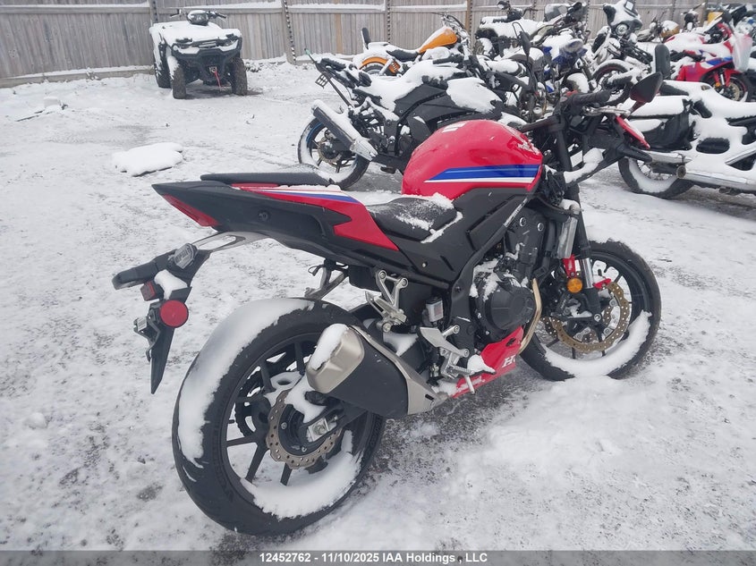 MLHPC706XS5100175 2025 HONDA CBR photo no. 4