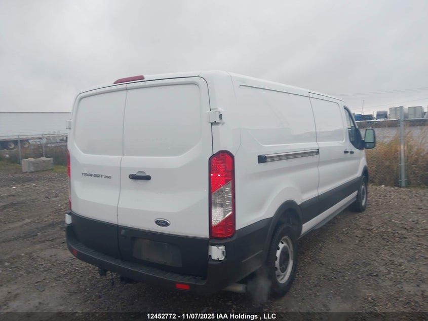 1FTBR1Y82PKA07075 2023 FORD TRANSIT photo no. 4