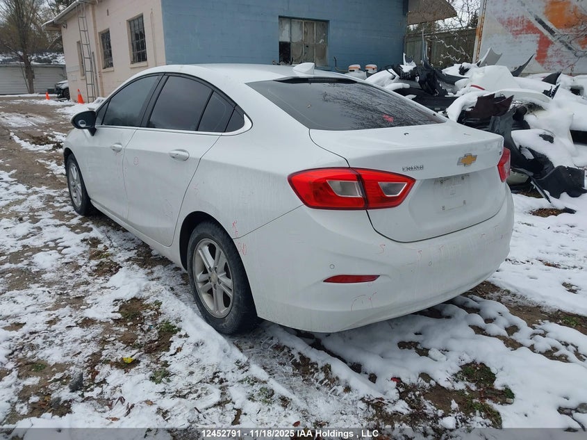 1G1BE5SMXJ7241556 2018 CHEVROLET CRUZE photo no. 3