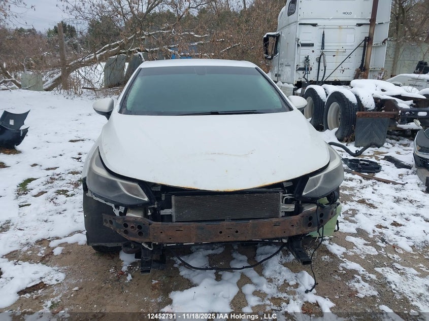 1G1BE5SMXJ7241556 2018 CHEVROLET CRUZE photo no. 6