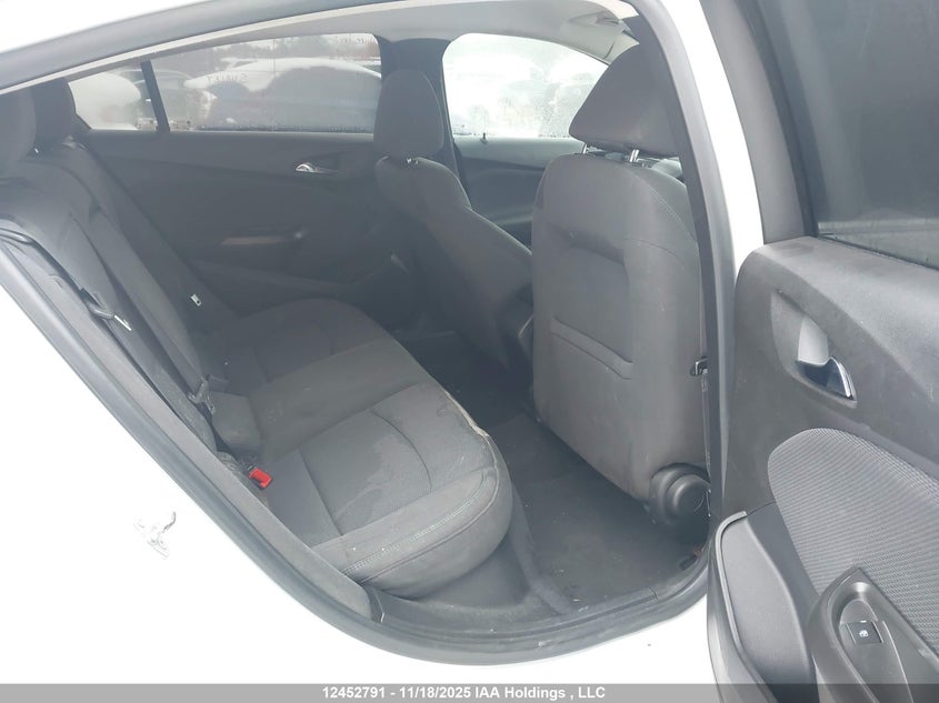 1G1BE5SMXJ7241556 2018 CHEVROLET CRUZE photo no. 8