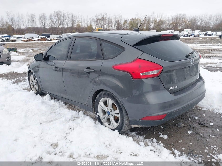 1FADP3K29FL225091 2015 FORD FOCUS photo no. 3