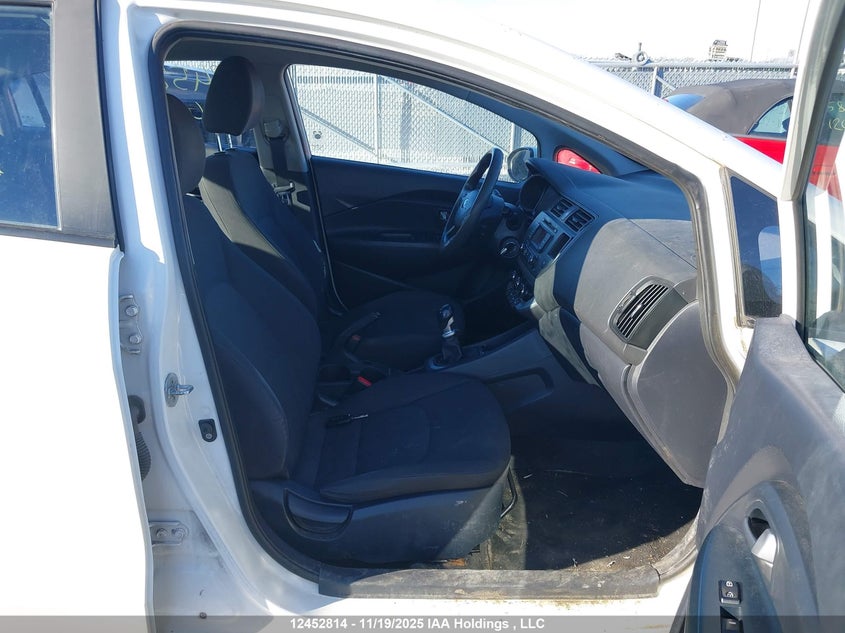 KNADM4A38F6425717 2015 KIA RIO photo no. 5