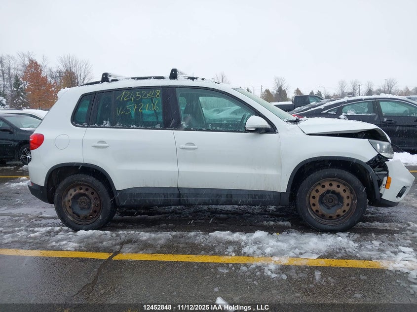 WVGJV7AX8FW572106 2015 VOLKSWAGEN TIGUAN photo no. 13