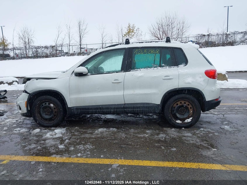WVGJV7AX8FW572106 2015 VOLKSWAGEN TIGUAN photo no. 14
