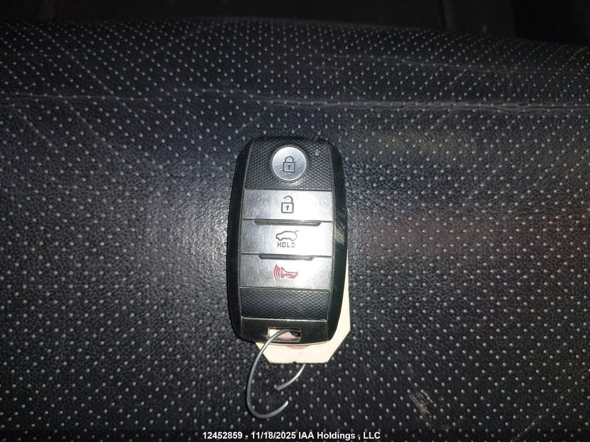 5XYPHDA55JG391490 2018 KIA SORENTO photo no. 11
