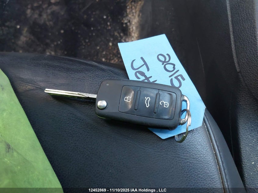 3VWLA7AJ0FM240033 2015 VOLKSWAGEN JETTA photo no. 11